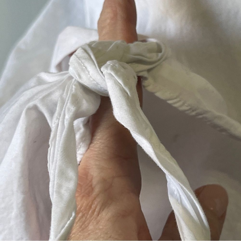 Free People Off‎ Shoulder White Cotton Shirt With Bell Sleeves, Size XS - Picture 5 of 10